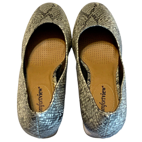 Comfortview Maddy Snake Print Block Heel Pumps 9.5 Gray Embossed Comfort Cushion - Picture 8 of 10